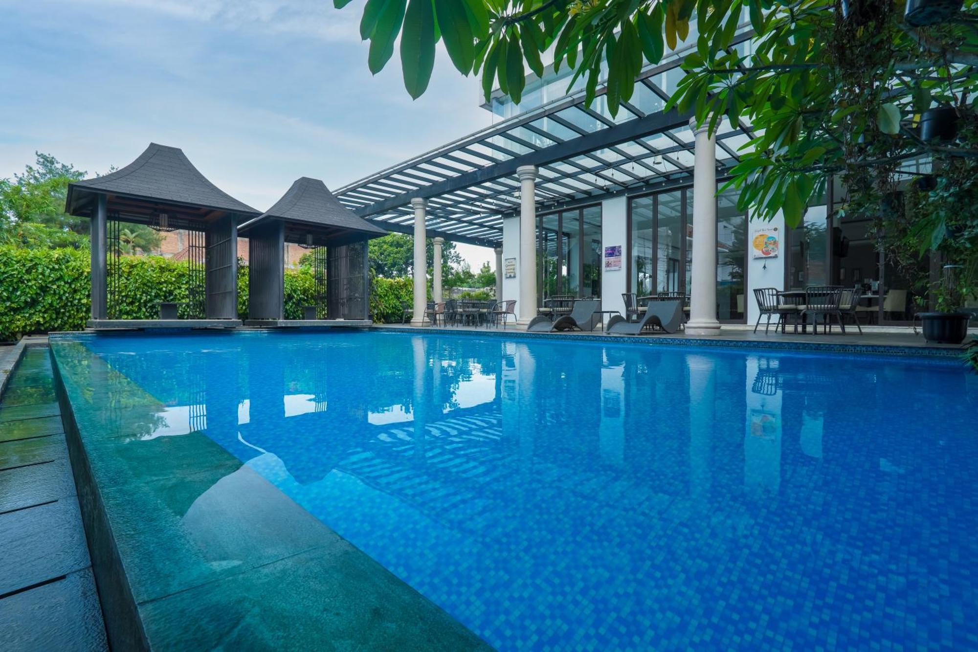 Royal Padjadjaran Hotel Μπογκόρ Εξωτερικό φωτογραφία