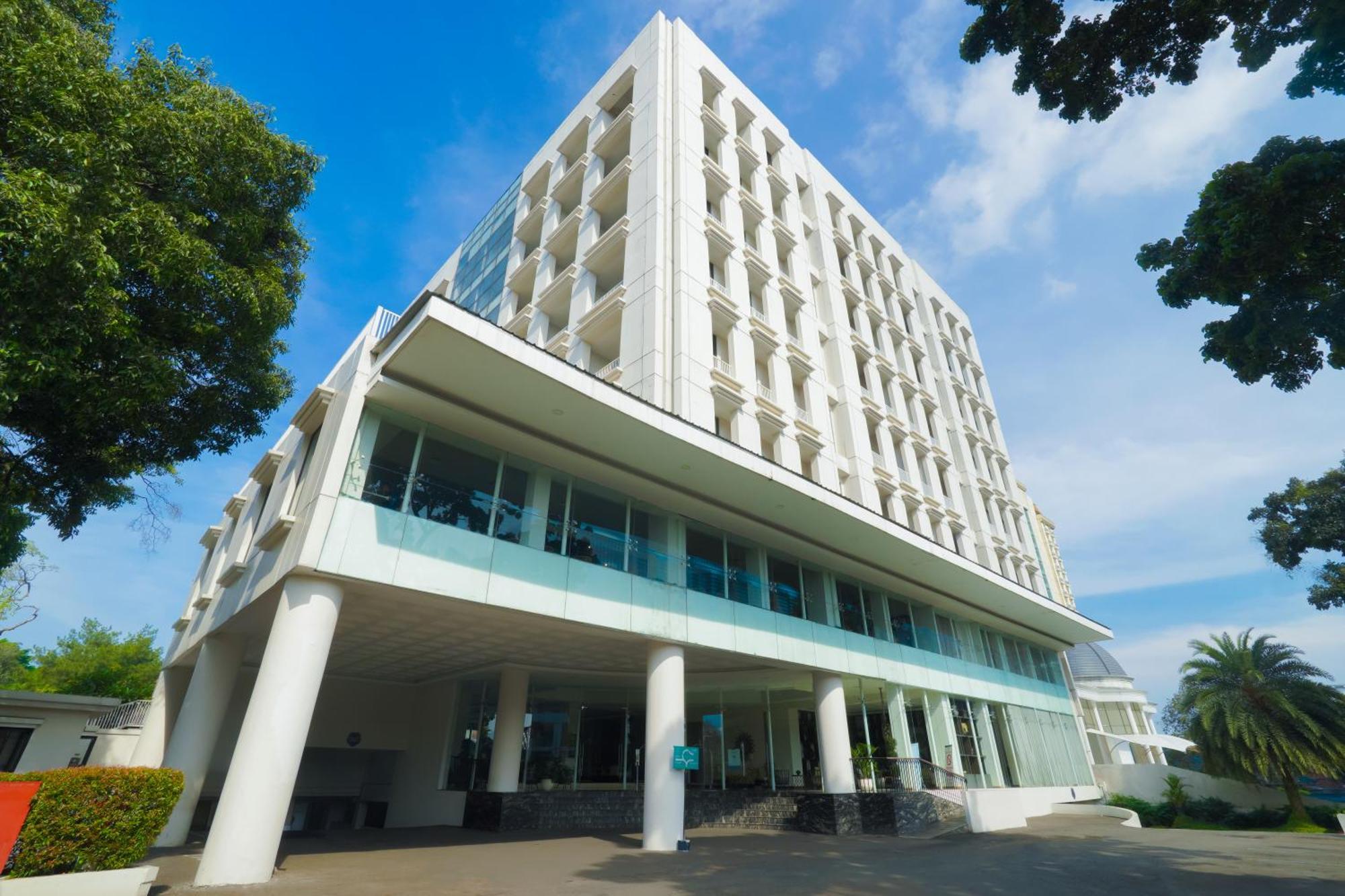 Royal Padjadjaran Hotel Μπογκόρ Εξωτερικό φωτογραφία